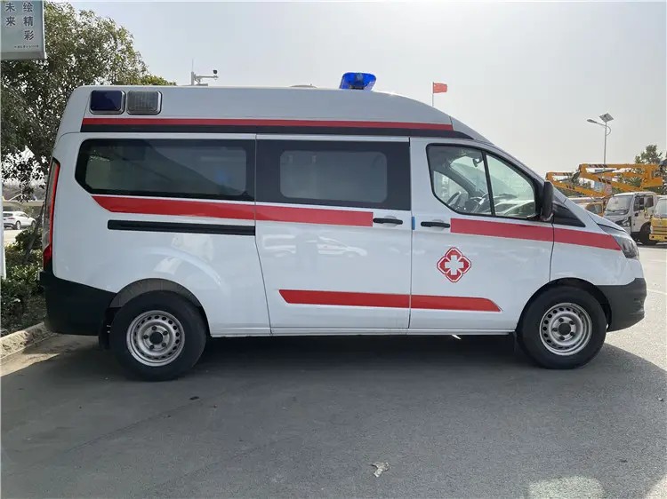 上林县救护车转运